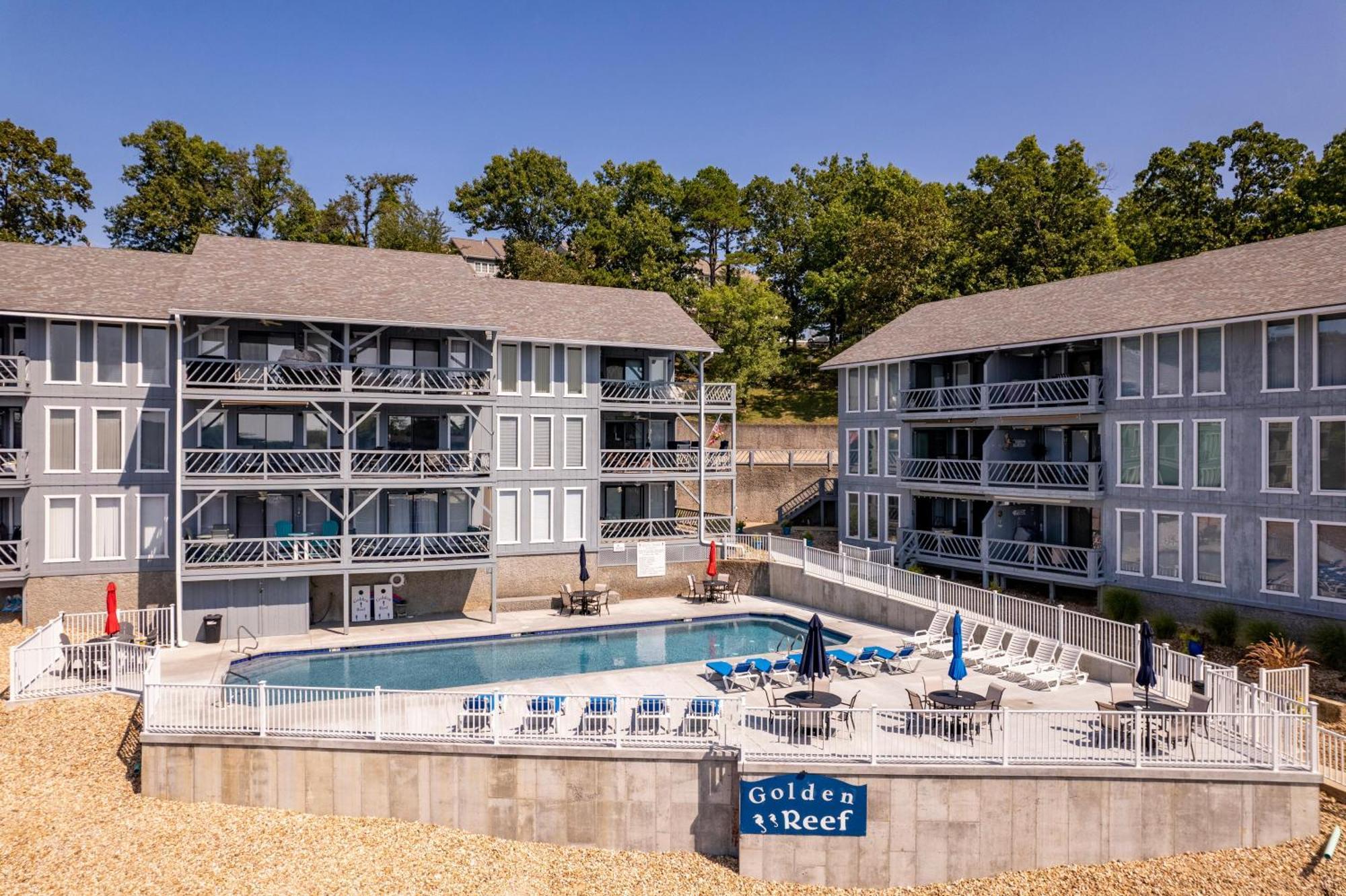 Golden Reef Villa Osage Beach Exterior photo