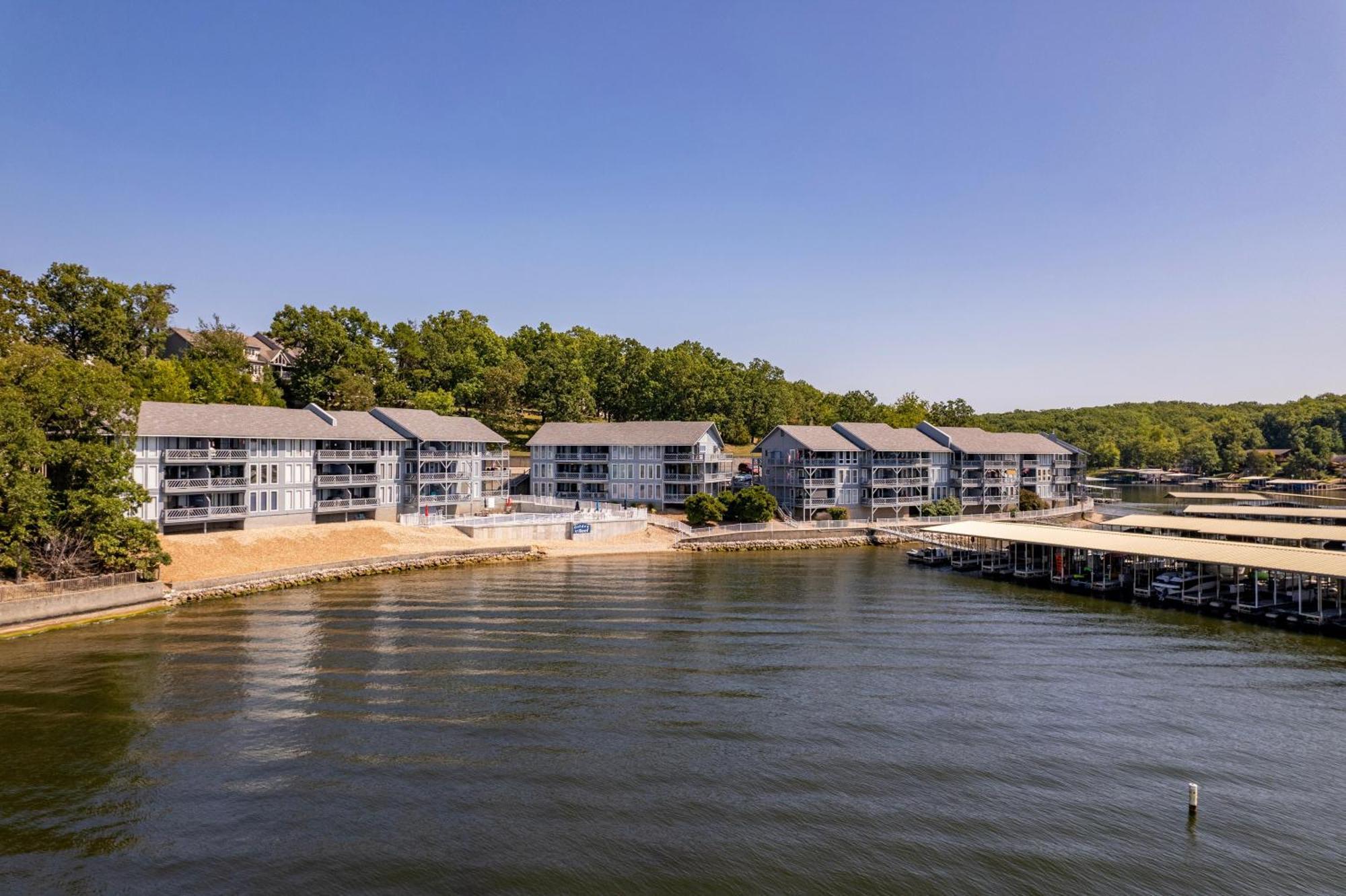 Golden Reef Villa Osage Beach Exterior photo