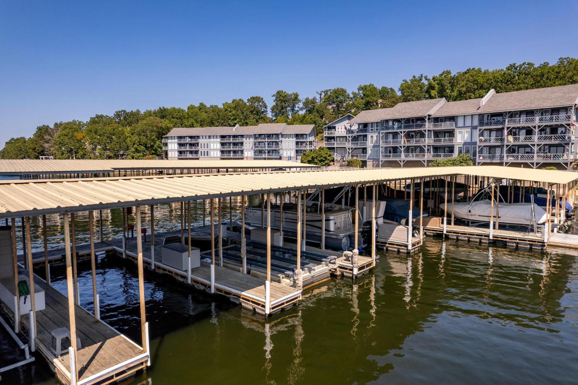 Golden Reef Villa Osage Beach Exterior photo